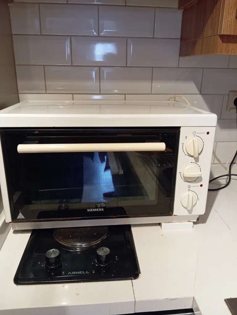 Tezgâh üstü mini fırın ve elektrikli ocakta yerinde kontrol